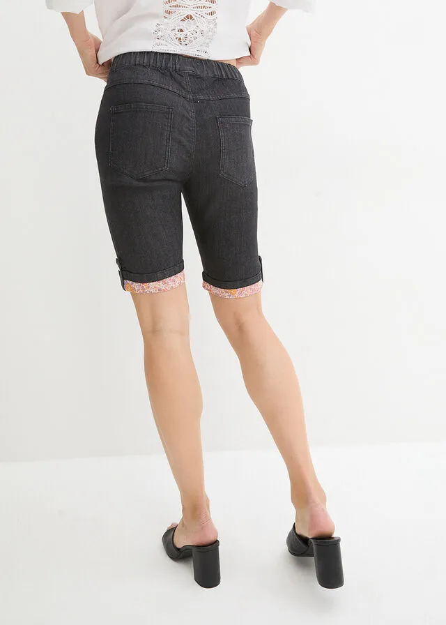 Bermudas con dobladillo de color denim negro