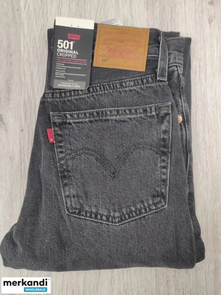 Colección de jeans para mujer Levi's - Nuevo con etiqueta - 2000 piezas disponibles