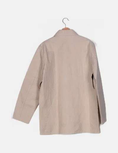 COS Sobrecamisa beige rayas