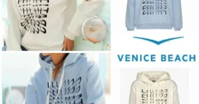 Sudadera con capucha para mujer de Venice Beach. Un modelo en color beige claro y azul